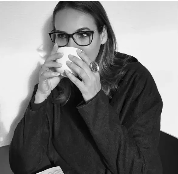 De próprio punho, por Cris Beltrão (Instituto Bazzar): “Beba café do Rio!”